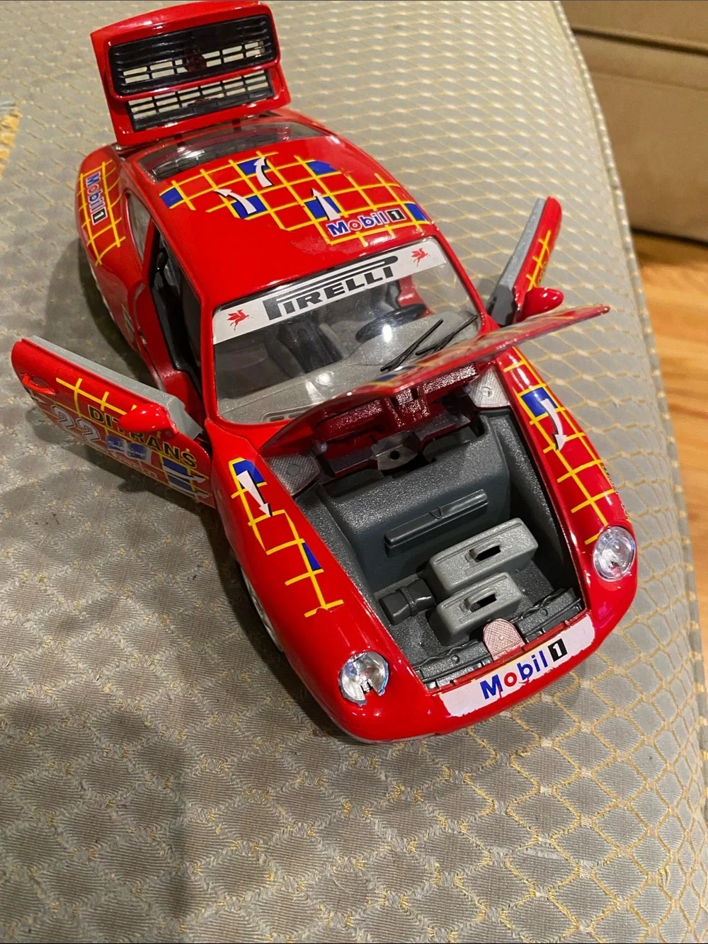 Bburago Porsche Carrera 911. Made in Italy